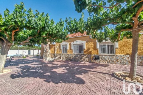 House à vendre à Alicante, Espagne, 4 chambres, 184 m2 No. 153999 - photo 3