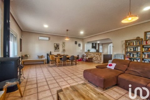 House à vendre à Alicante, Espagne, 4 chambres, 184 m2 No. 153999 - photo 14