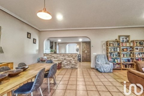 House à vendre à Alicante, Espagne, 4 chambres, 184 m2 No. 153999 - photo 13