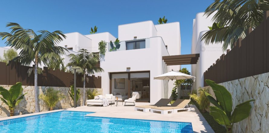 Villa a Mil Palmeras, Alicante, Spagna 3 camere da letto, 132 mq. N° 144948