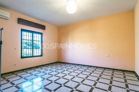 Villa till salu Benalmadena, Malaga, Spanien 6 sovrum, 595 kvm. Nr. 64239 - foto 15