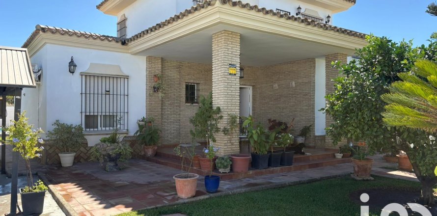 Дом в Чиклана-де-ла-Фронтера, Кадис, Испания 5 спален, 277м2 №152927