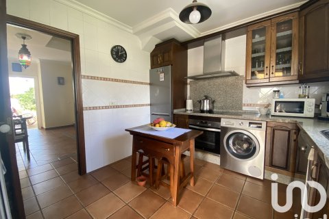 Продажа дома в Чиклана-де-ла-Фронтера, Кадис, Испания 5 спален, 277м2 №152927 - фото 14