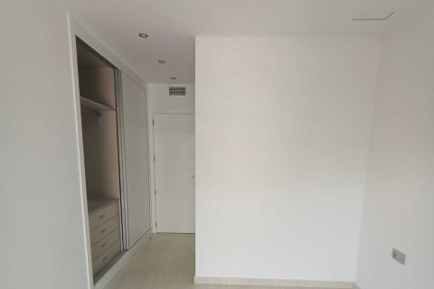 Huoneisto myytävänä San Juan, Alicante, Espanja, 2 makuuhuonetta, 73 m2 No. 138341 - kuva 18