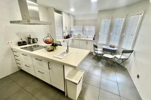 Dúplex en venta San Juan, Alicante, España 4 dormitorios, 381 m2 No. 138342 - foto 6