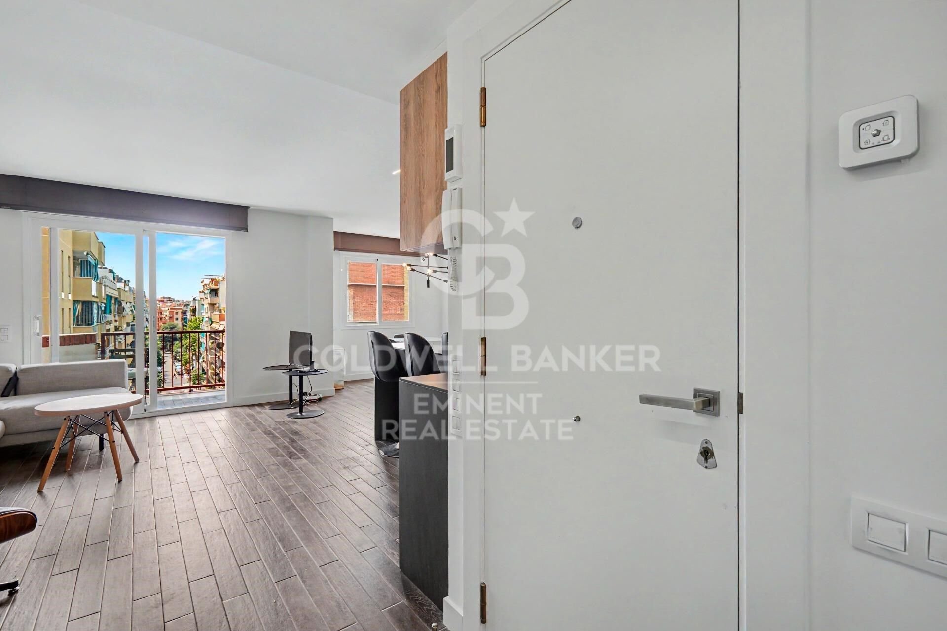 Apartment à Barcelona, Espagne 3 chambres, 100 m2 No. 178448