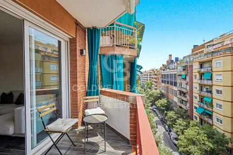 Apartment à Barcelona, Espagne 3 chambres, 100 m2 No. 178448