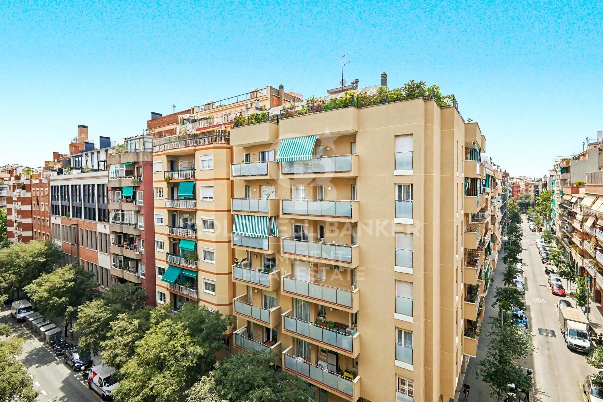 Apartment à Barcelona, Espagne 3 chambres, 100 m2 No. 178448
