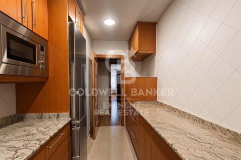 Apartment à vendre à Barcelona, Espagne, 4 chambres, 105 m2 No. 178452 - photo 4