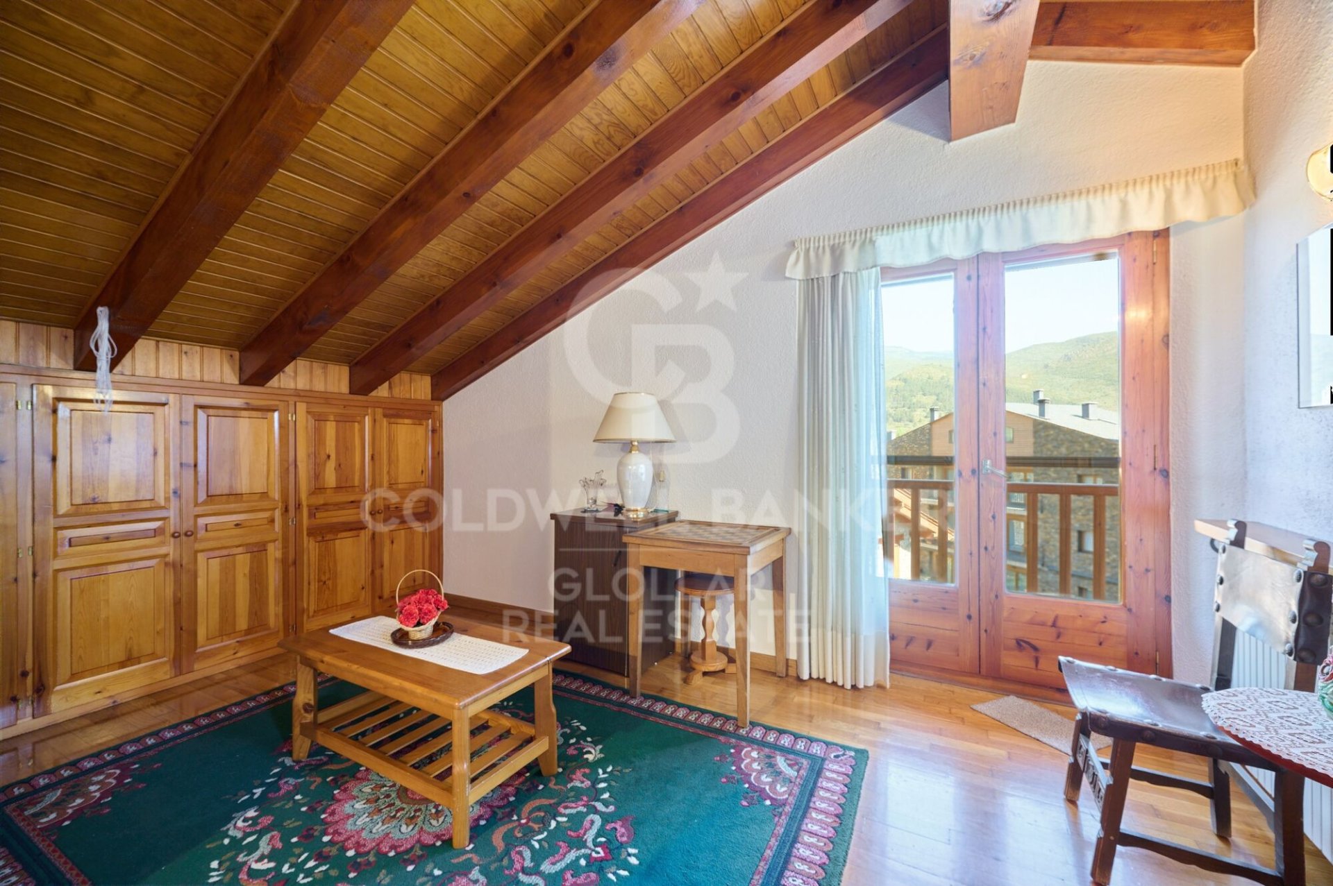 Māja Bellver de Cerdanya, Lleida, Spānijā 5 istabas, 158 m2 Nr. 178447