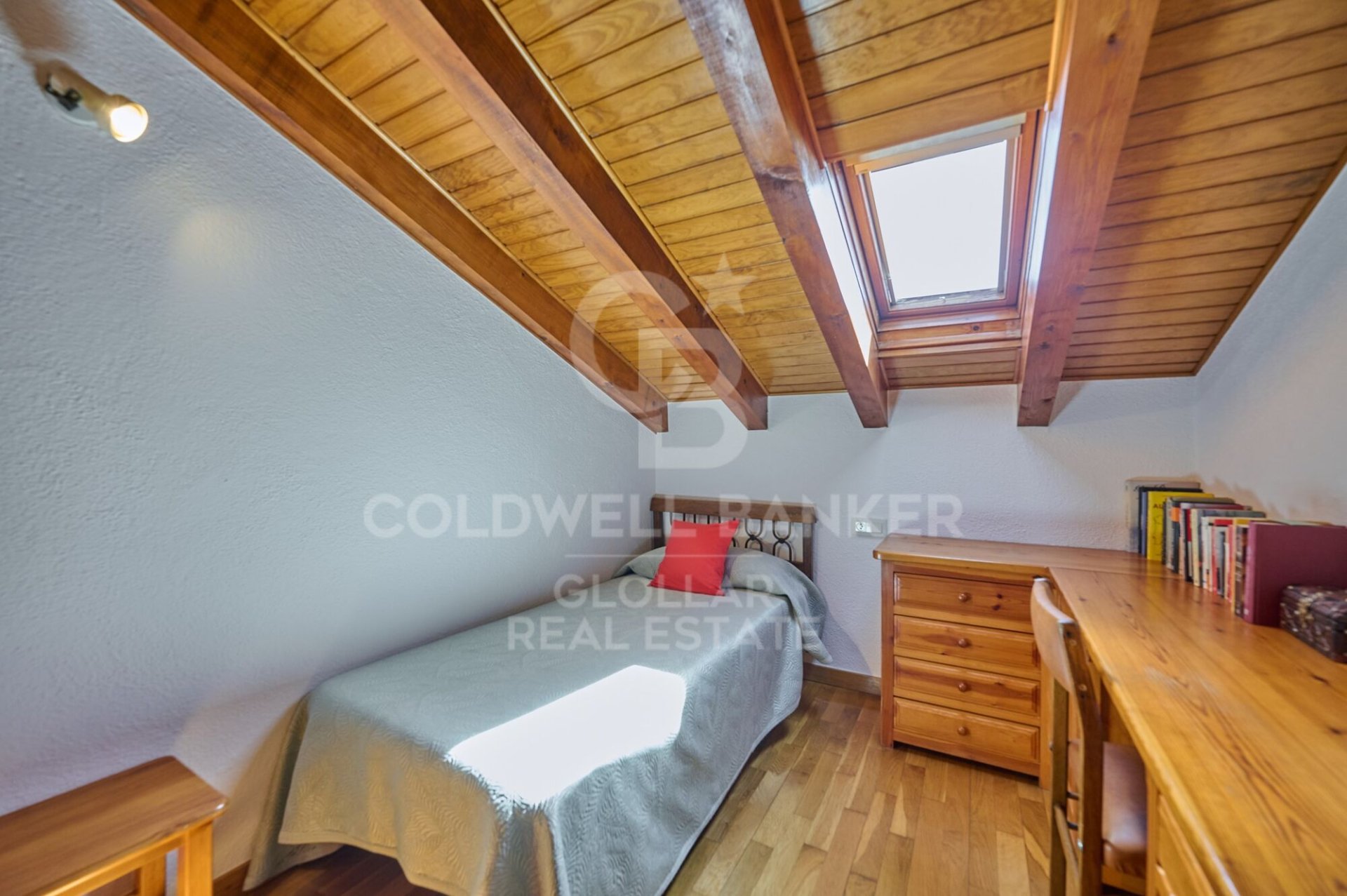 Māja Bellver de Cerdanya, Lleida, Spānijā 5 istabas, 158 m2 Nr. 178447