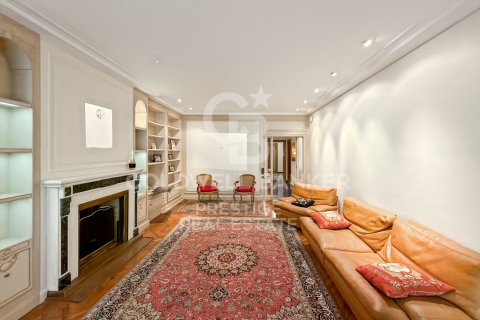 Apartment à vendre à Barcelona, Espagne, 5 chambres, 323 m2 No. 178450 - photo 4