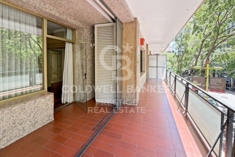 Apartment à vendre à Barcelona, Espagne, 5 chambres, 323 m2 No. 178450 - photo 3