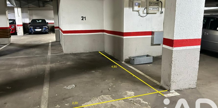 Garage in Leon, Spain 9.9 sq.m. No. 188389