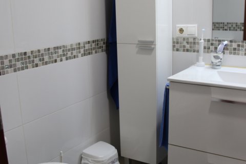 Huoneisto myytävänä Roquetas de Mar, Almeria, Espanja, 3 makuuhuonetta, 120 m2 No. 188386 - kuva 9