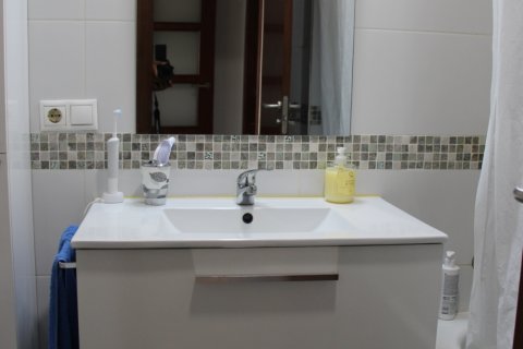 Huoneisto myytävänä Roquetas de Mar, Almeria, Espanja, 3 makuuhuonetta, 120 m2 No. 188386 - kuva 8
