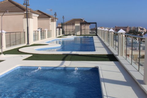 Huoneisto myytävänä Roquetas de Mar, Almeria, Espanja, 3 makuuhuonetta, 120 m2 No. 188386 - kuva 2