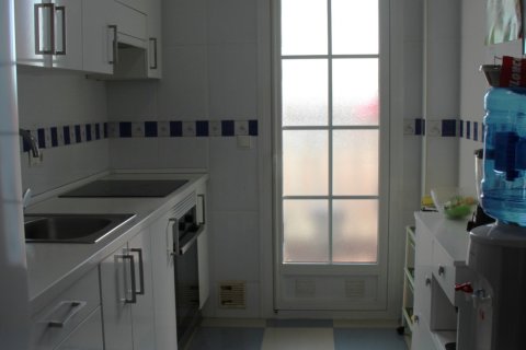 Huoneisto myytävänä Roquetas de Mar, Almeria, Espanja, 3 makuuhuonetta, 120 m2 No. 188386 - kuva 4