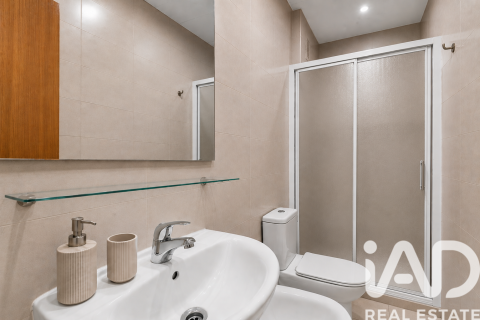 Apartment for sale in Malaga, Spain 3 bedrooms, 88 sq.m. No. 188390 - photo 11