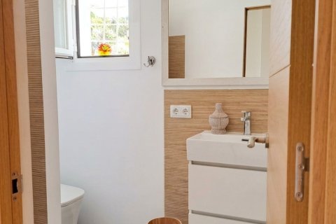 Продажа дома в Кальвиа, Майорка, Испания 2 спальни, 137м2 №188384 - фото 27
