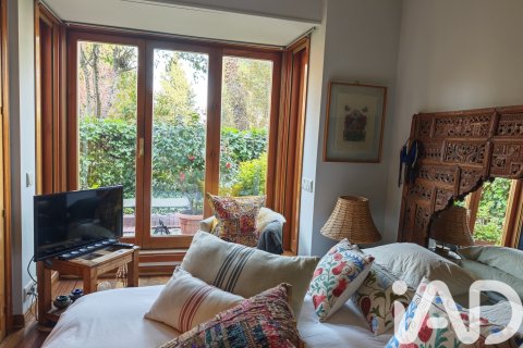 Huoneisto myytävänä Madrid, Espanja , 191 m2 No. 188388 - kuva 10