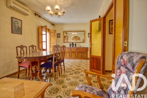 Villa for sale in Rute, Cordoba, Spain 5 bedrooms, 304 sq.m. No. 172471 - photo 13