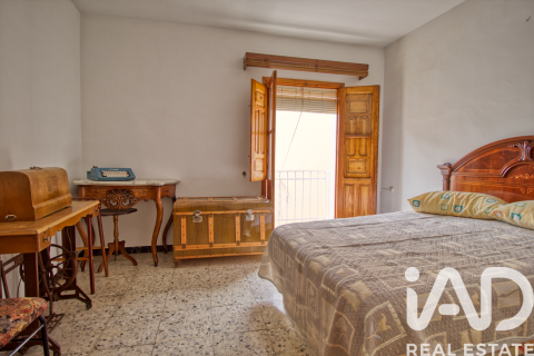 Villa for sale in Rute, Cordoba, Spain 5 bedrooms, 304 sq.m. No. 172471 - photo 17