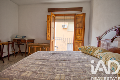 Villa for sale in Rute, Cordoba, Spain 5 bedrooms, 304 sq.m. No. 172471 - photo 19