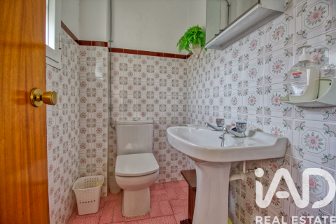 Villa for sale in Rute, Cordoba, Spain 5 bedrooms, 304 sq.m. No. 172471 - photo 16