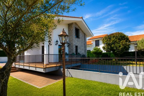 House à vendre à Bareyo, Cantabria, Espagne, 4 chambres, 282 m2 No. 172472 - photo 11
