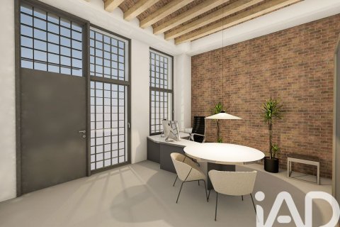 Dúplex en venta en Barcelona, España 198 m2 No. 172485 - foto 2