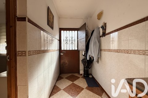 Radhus till salu i Huelva, Spanien 5 sovrum, 186 kvm. Nr. 172470 - foto 6