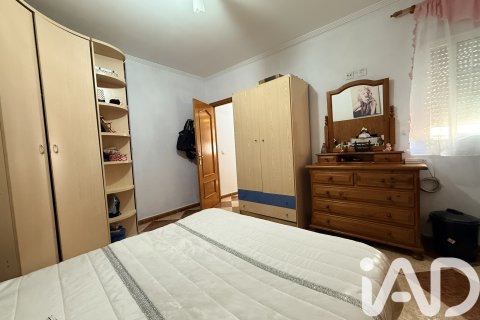Radhus till salu i Huelva, Spanien 5 sovrum, 186 kvm. Nr. 172470 - foto 5