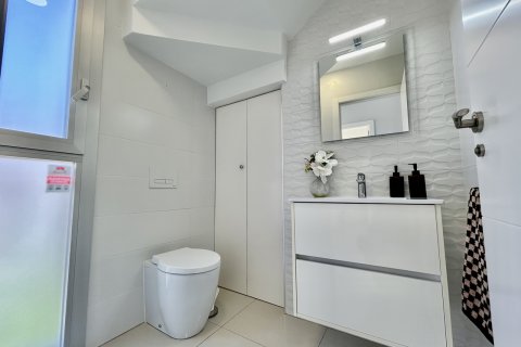 Villa in vendita a Villamartin, Alicante, Spagna 3 camere da letto, 102 mq. N° 161074 - foto 13