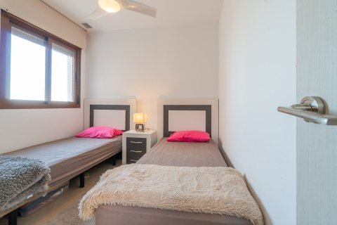 Apartament w Alicante, Hiszpania 2 sypialnie, 73 mkw. nr 161071 – zdjęcie 12