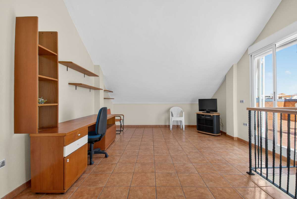 Villa à Lo Pagan, Murcia, Espagne 5 chambres, 256 m2 No. 161072