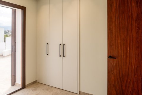 Villa for sale in Benissa, Alicante, Spain 4 bedrooms, 377 sq.m. No. 143216 - photo 24