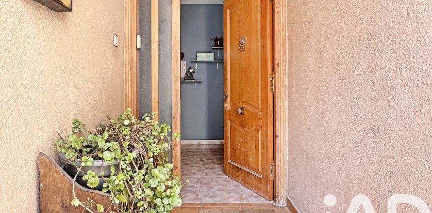 Casa a Roda de Berà, Tarragona, Spagna 4 camere da letto, 180 mq. N° 172857