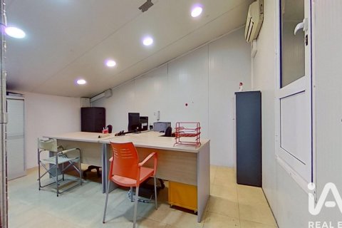 Komerciāls īpašums pārdošanā Reus, Tarragona, Spānijā 12 istabas, 400 m2 Nr. 172859 - attēls 18