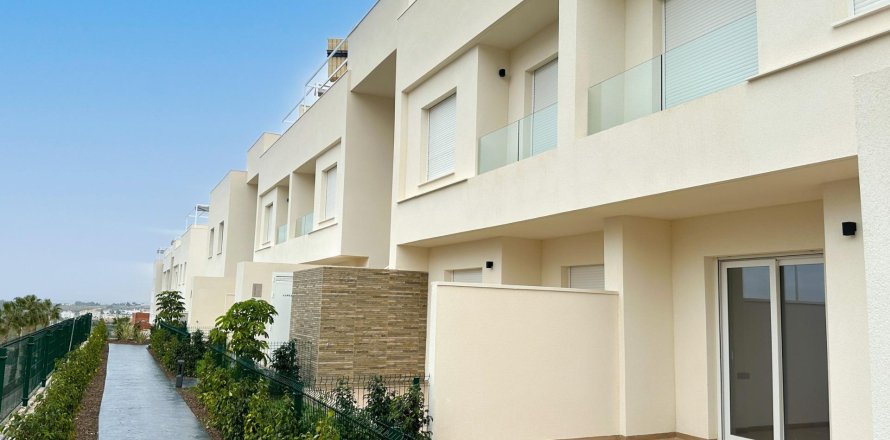 Bungalow à Algorfa, Alicante, Espagne 2 chambres, 75 m2 No. 187391