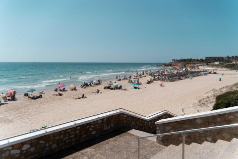 Villa till salu Pilar de la Horadada, Alicante, Spanien 3 sovrum, 131 kvm. Nr. 133752 - foto 6
