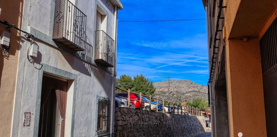 Townhouse in Fleix, Alicante, Spanien 4 Schlafzimmer, 165 m2 Nr. 186005