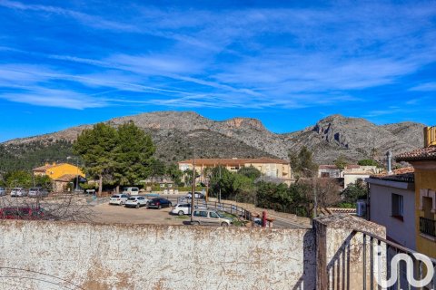 Townhouse zum Verkauf in Fleix, Alicante, Spanien 4 Schlafzimmer, 165 m2 Nr. 186005 - Foto 12