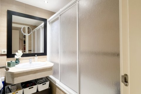 Lägenhet till salu i Malaga, Spanien 4 sovrum, 108 kvm. Nr. 153010 - foto 24