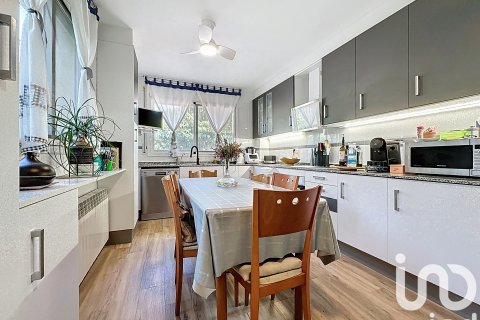 Dom w Sant Pere de Ribes, Barcelona, Hiszpania 5 sypialni, 274 mkw. nr 153007 – zdjęcie 4