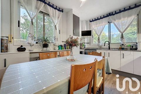 Dom w Sant Pere de Ribes, Barcelona, Hiszpania 5 sypialni, 274 mkw. nr 153007 – zdjęcie 10