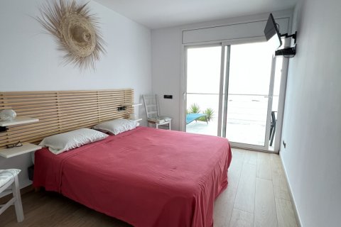 Talo myytävänä Roses, Girona, Espanja, 3 makuuhuonetta, 207 m2 No. 153005 - kuva 15