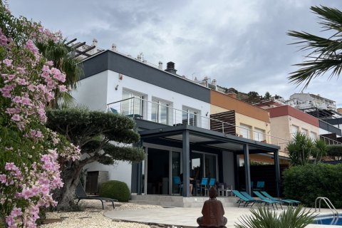 Casa a Roses, Girona, Spagna 3 camere da letto, 207 mq. N° 153005