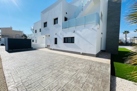 Villa till salu i Torrevieja, Alicante, Spanien 5 sovrum, 368 kvm. Nr. 188619 - foto 5