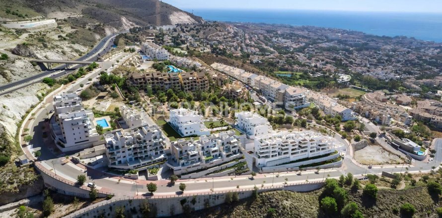 Apartment in Benalmadena, Malaga, Spain 2 bedrooms, 75 sq.m. No. 163009